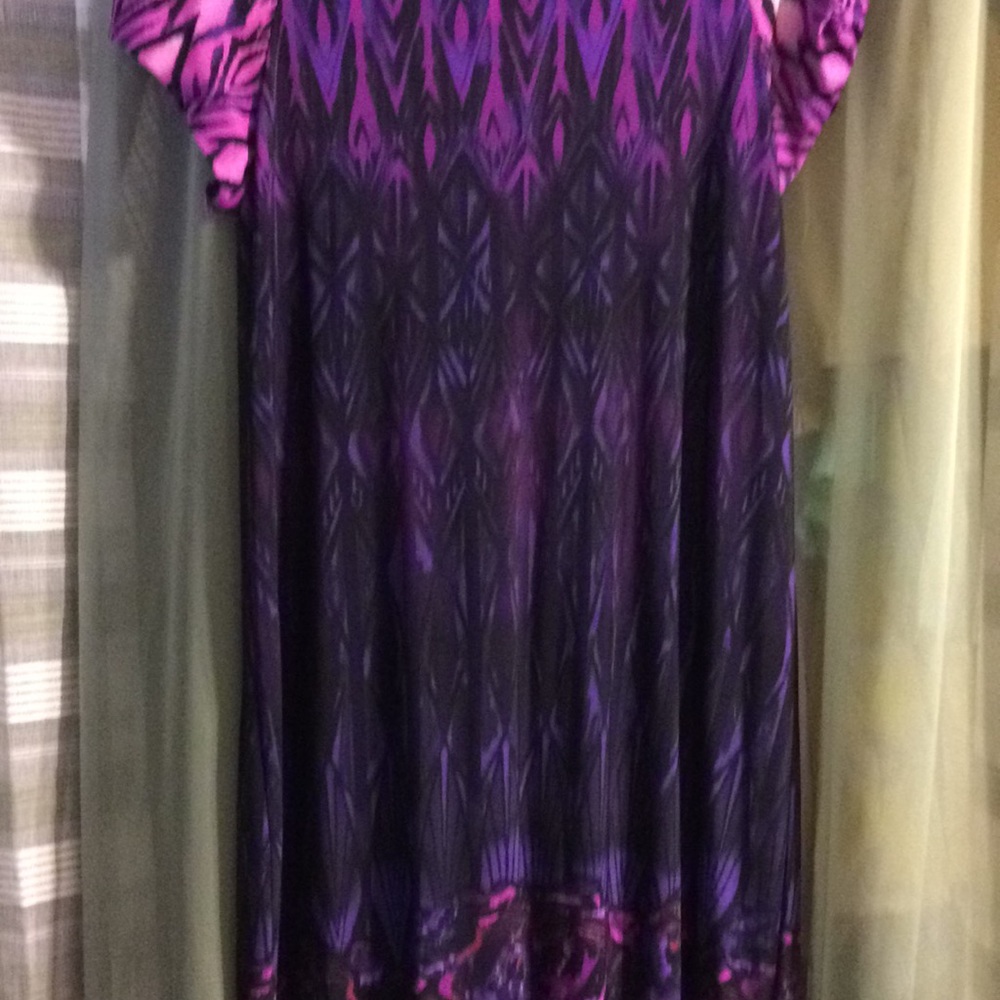 Dress - Picture 5 of 6